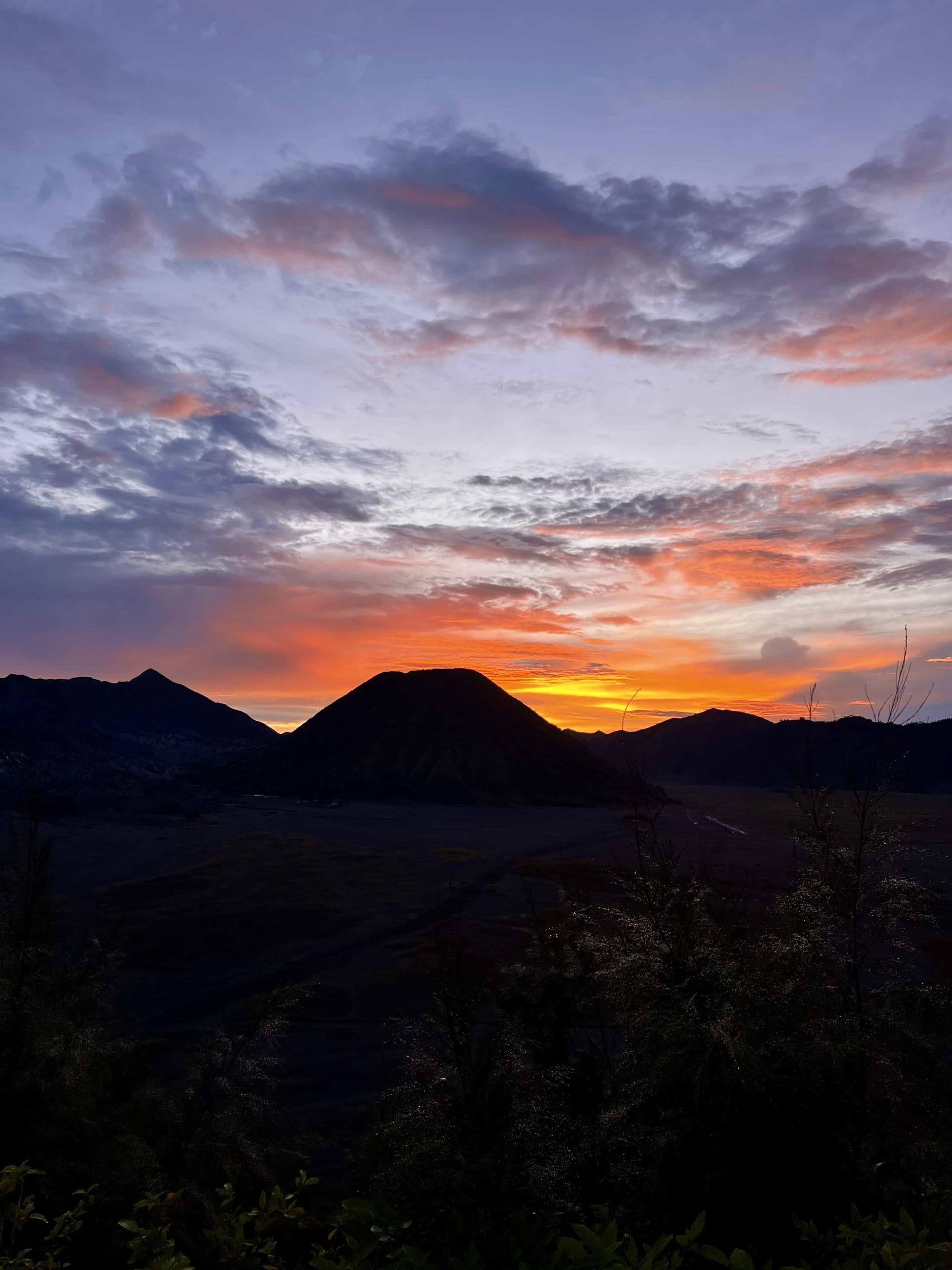 mont-bromo-sunset