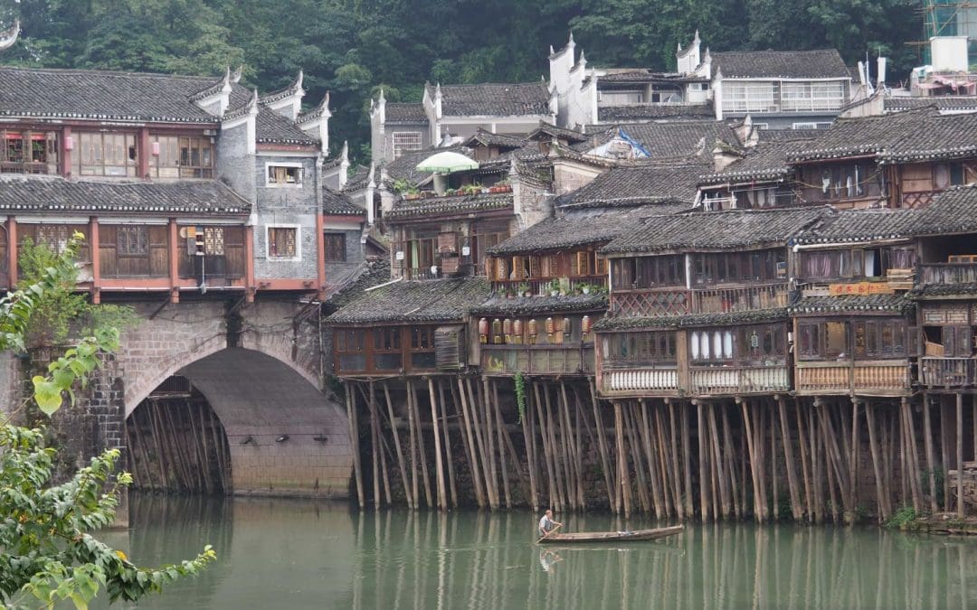 Visite de Fenghuang, une destination authentique en Chine